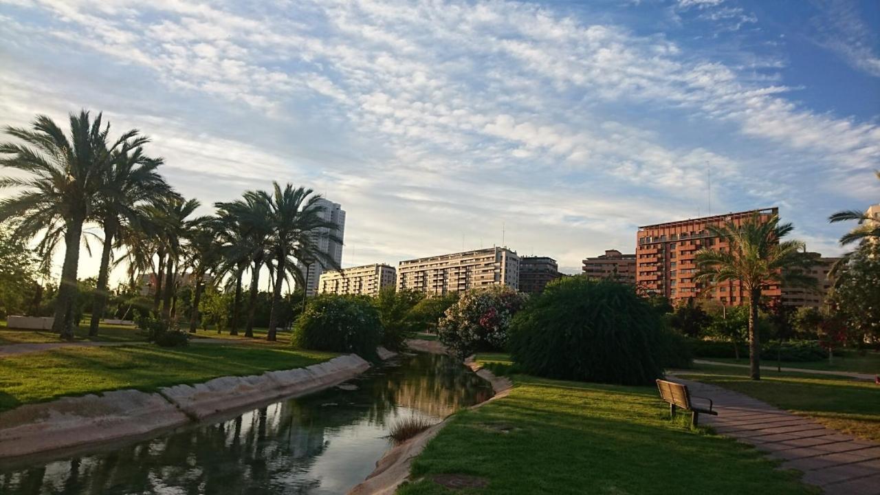 Beach Luxury Apartment Valenza Esterno foto